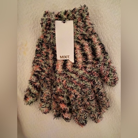 MIXIT Fuzzy Gloves Essentials Black Multi Women SOFT One Size Stretch NEW NWT - Picture 1 of 6